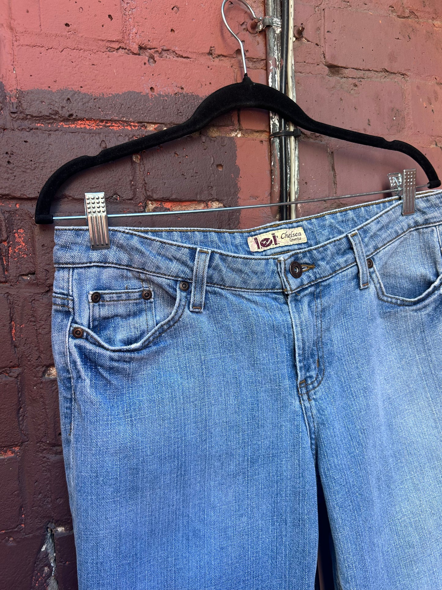 Y2K Vintage Low Rise Light Wash Flare Jeans / 34 Waist