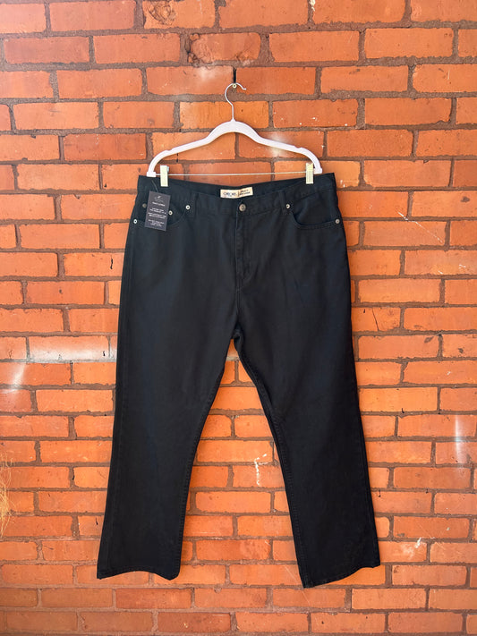 90’s Vintage Classic Black Straight Leg Jeans / 38 Waist