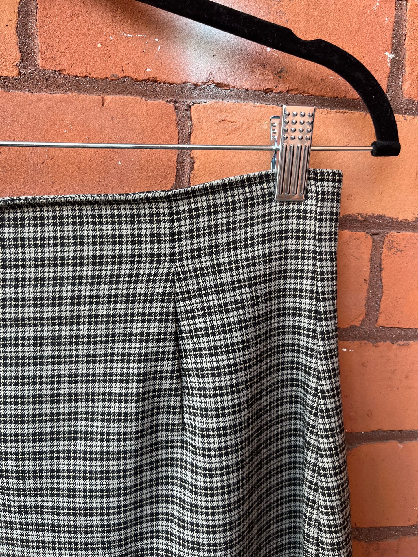 90’s Vintage Grey & Black Plaid Maxi Skirt / 30 Waist