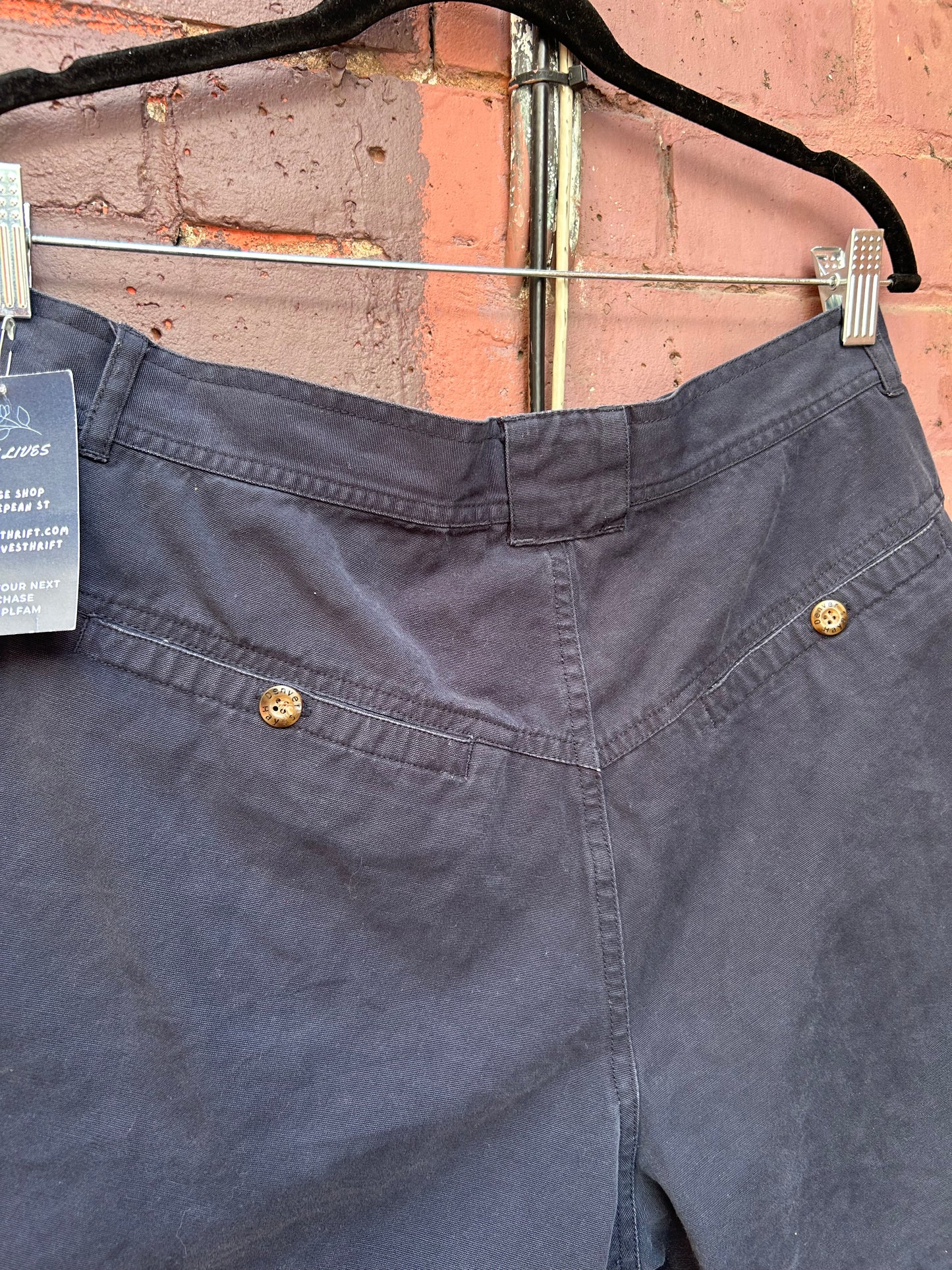 Y2K Vintage Navy Cotton Cargo Shorts / 32 Waist