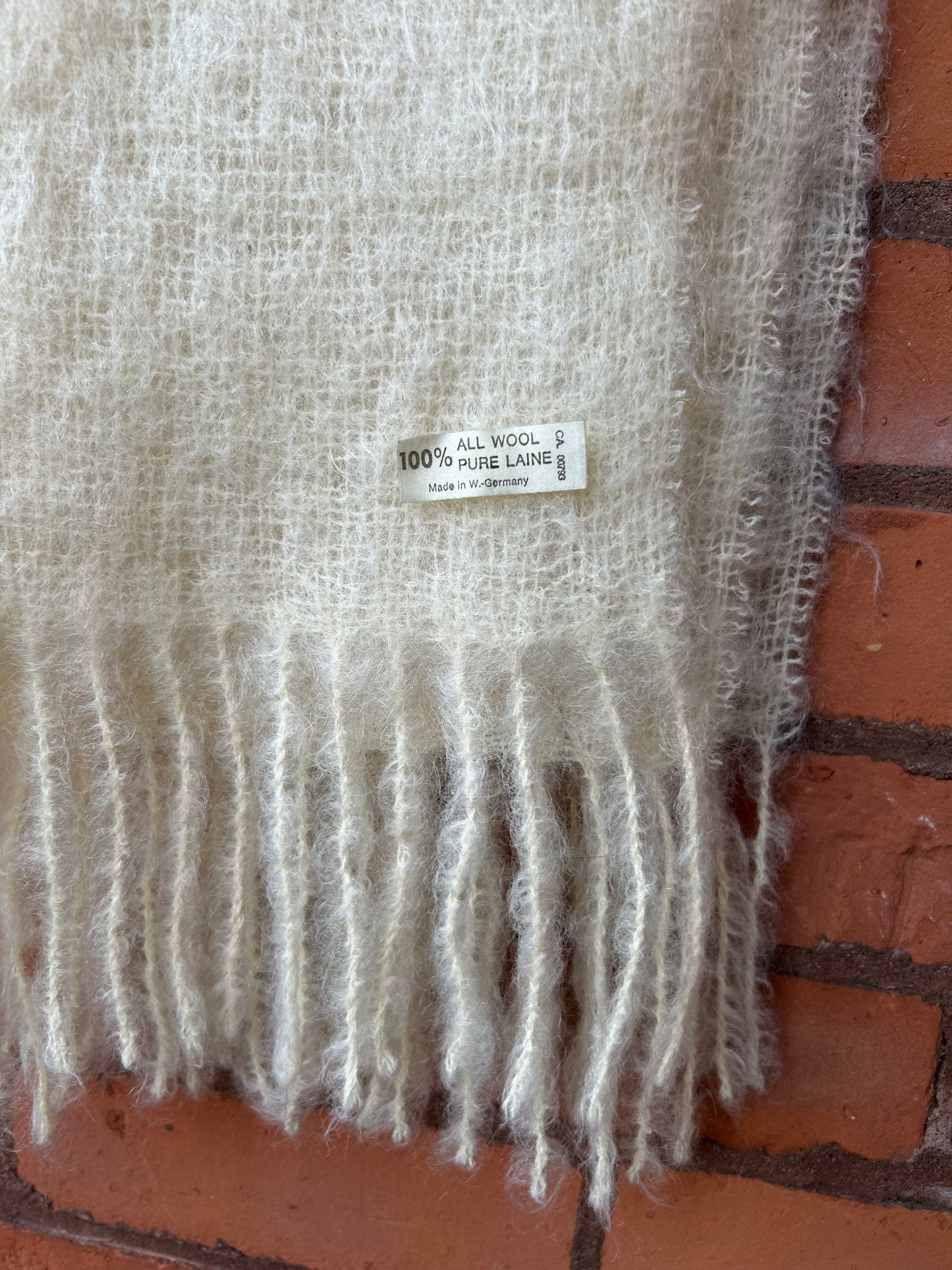 80’s Vintage White Mohair Blanket Scarf