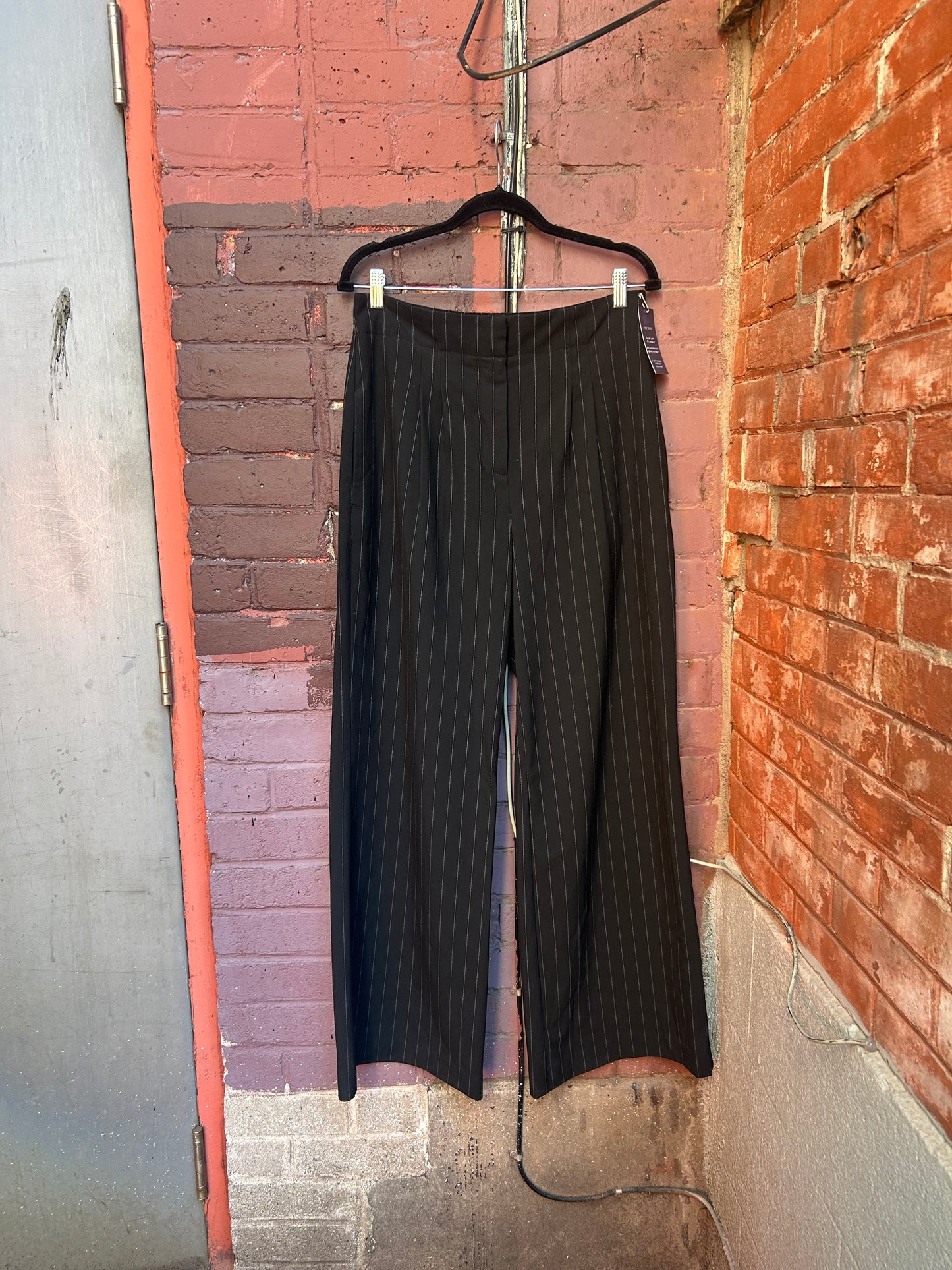 Y2K Vintage Black Pinstripe Wide Leg Trousers / 32 Waist