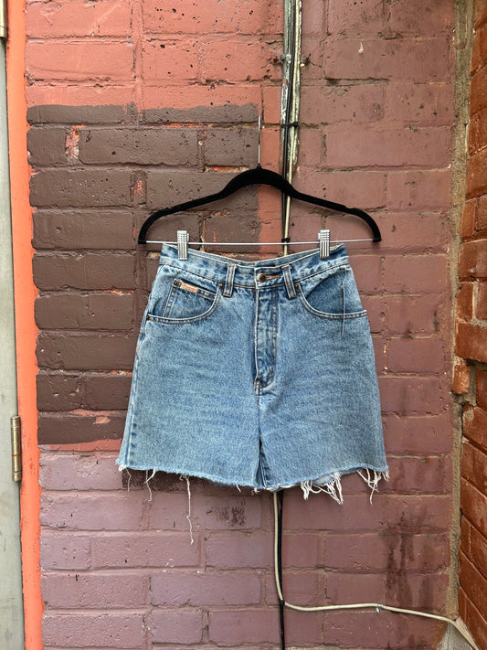 90's Vintage Light Wash Cut Off Jorts / 26 Waist