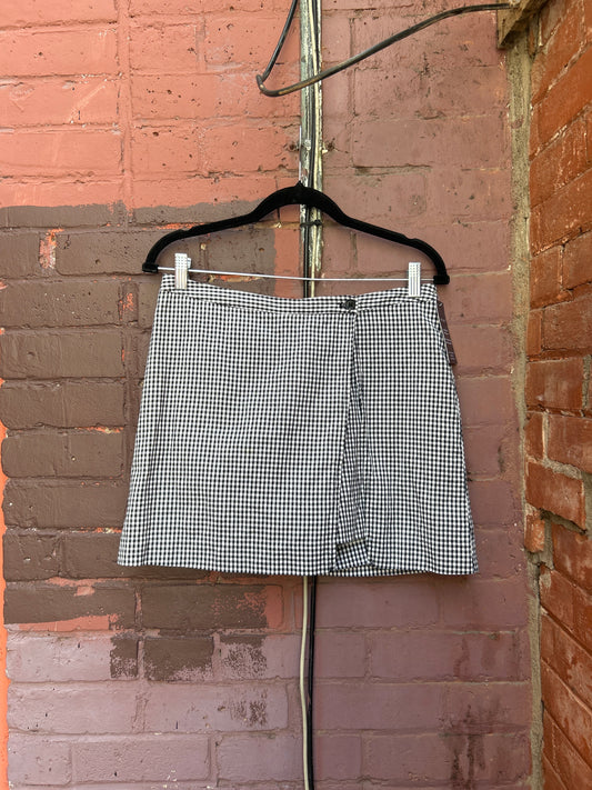 90's Vintage Black & White Gingham Wrap Skort / 30 Waist