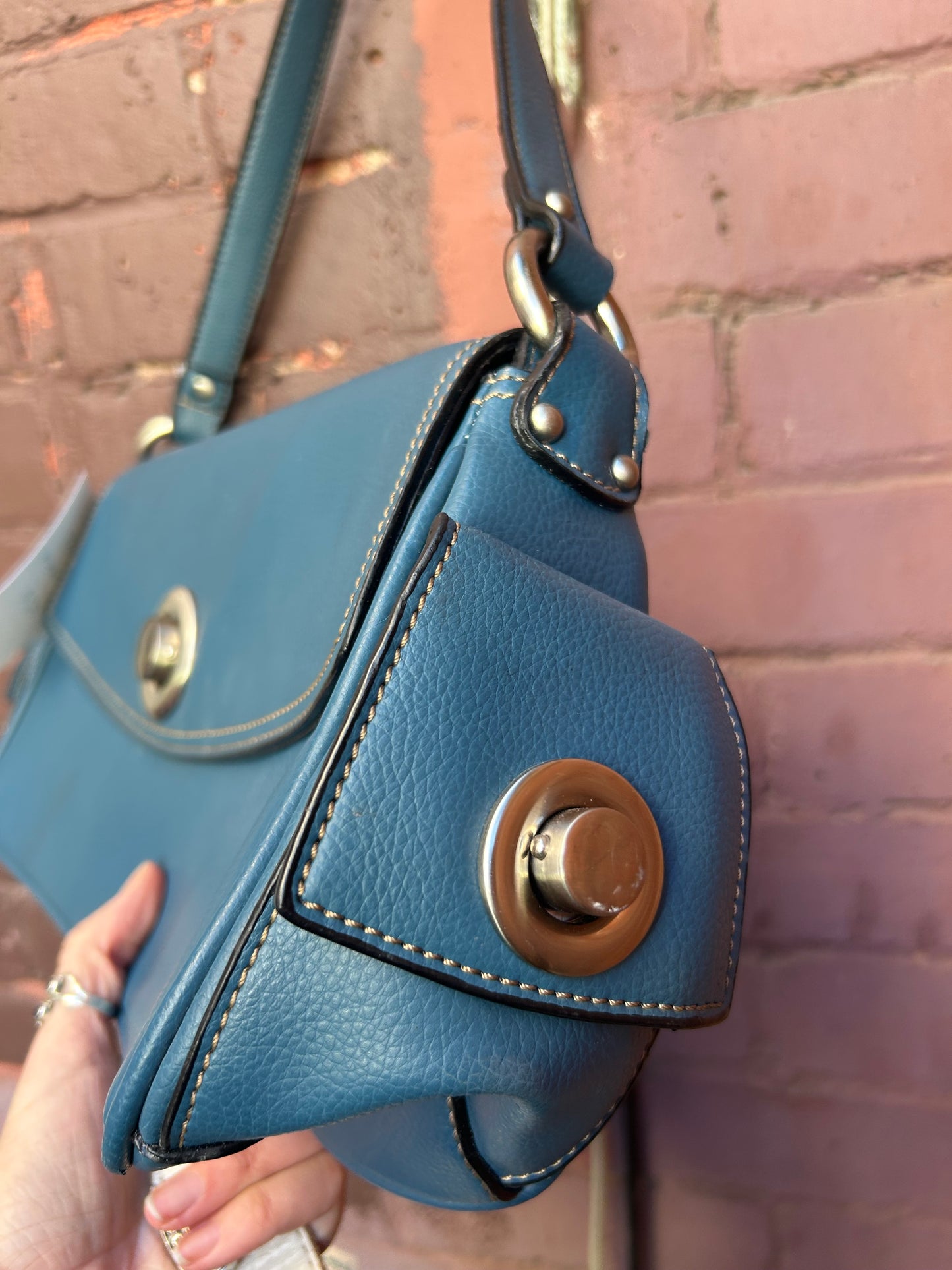 Y2K Vintage Blue Leather Medium Shoulder Purse