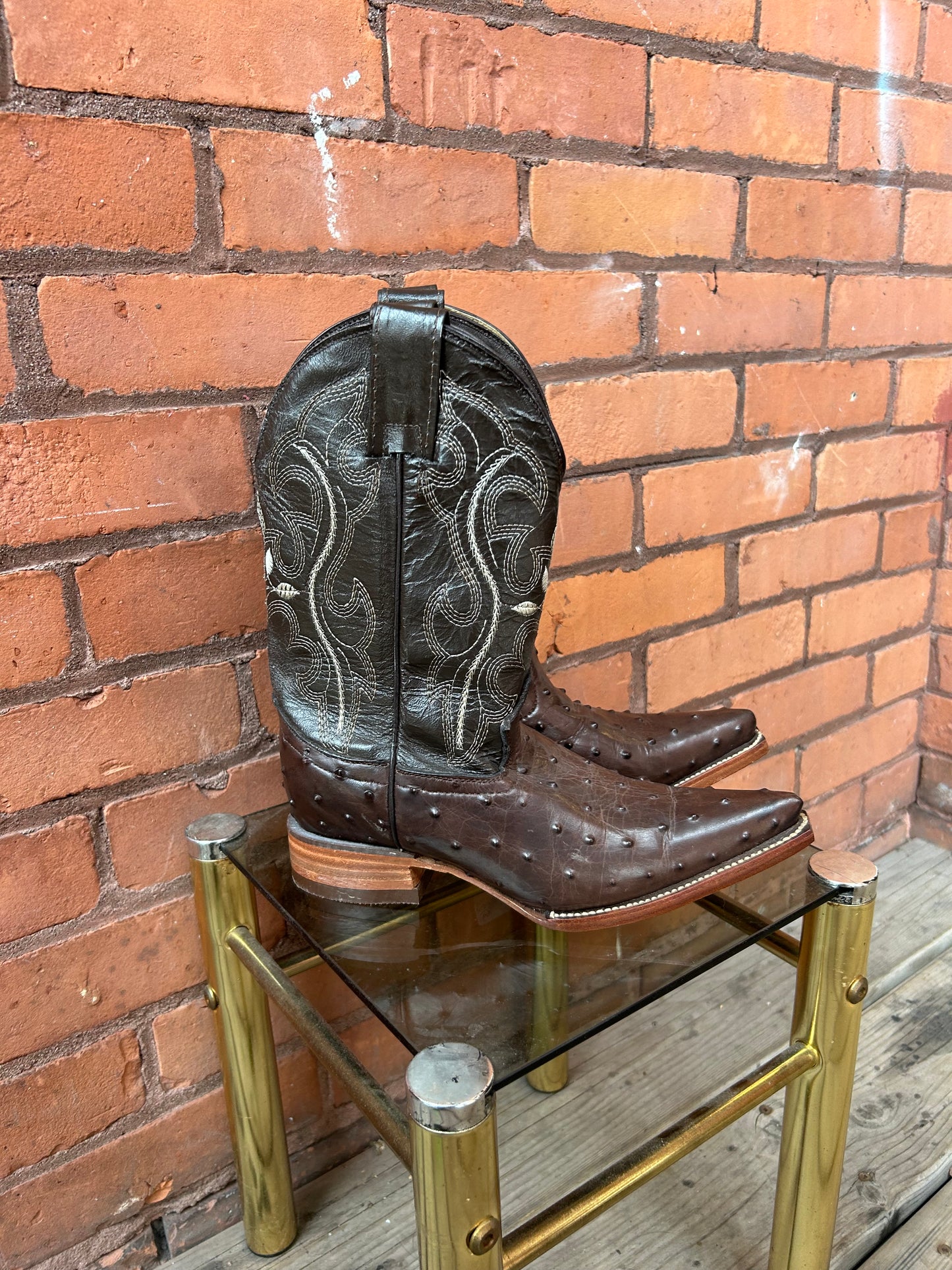 90’s Vintage Brown Ostrich Leather Cowboy Boots / Size 6.5