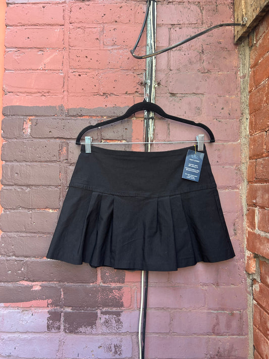 Y2K Vintage Black Pleated Micro Mini Skirt / 32-34 Waist