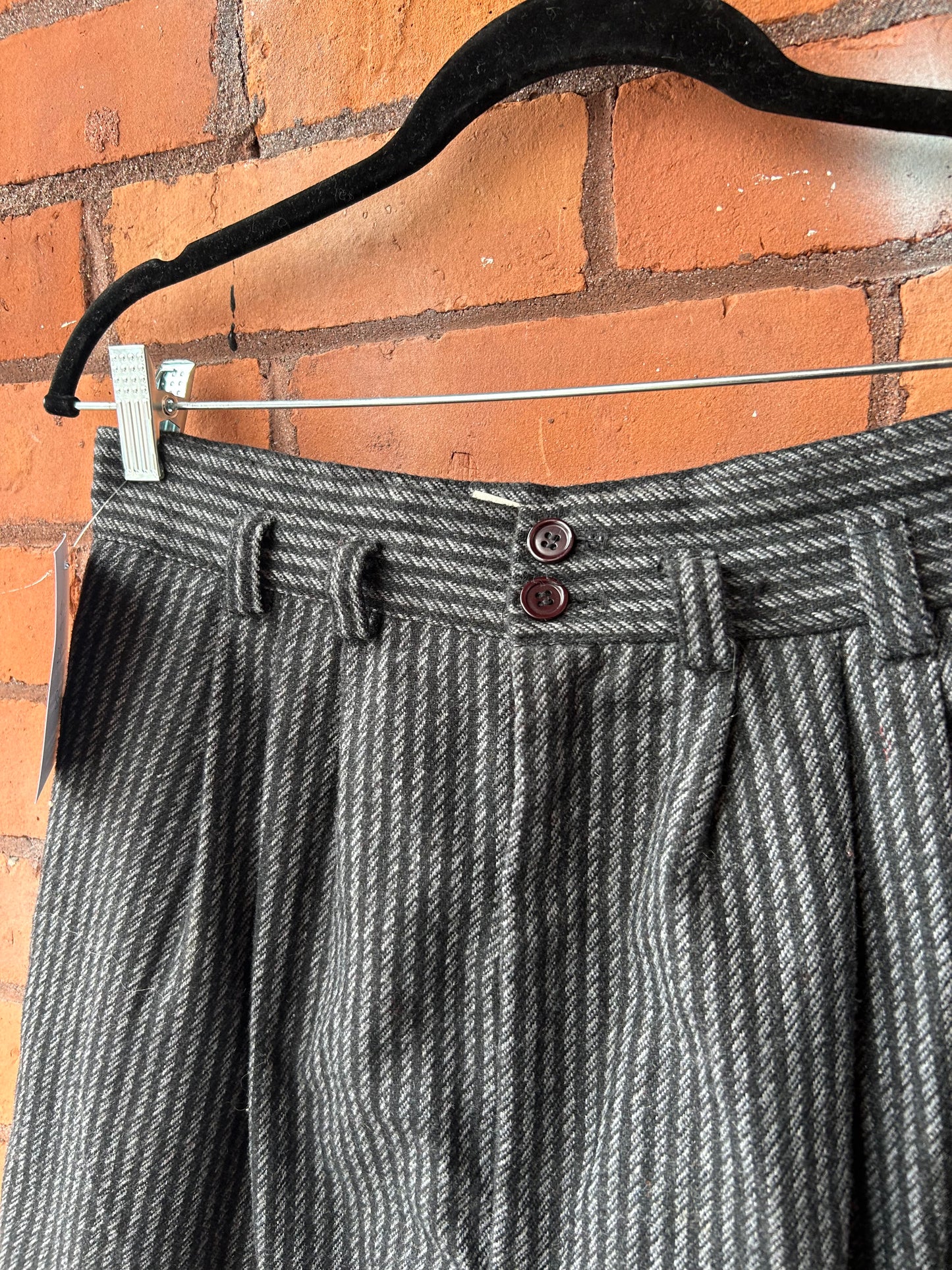 80’s Vintage Black & Grey Striped Pleated Trousers / 28 Waist