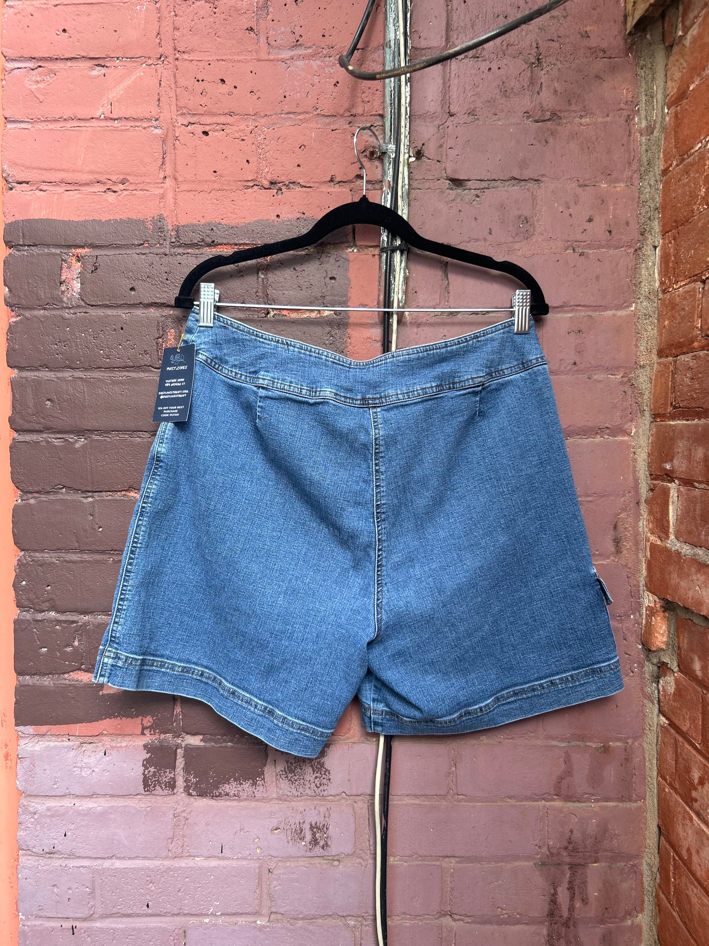 Y2K Vintage Blue Denim Cargo Shorts / 34 Waist