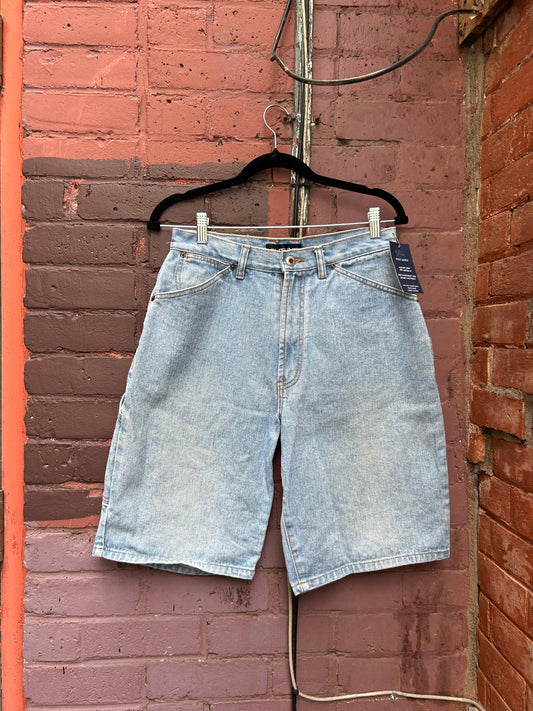 90’s Vintage Light Wash Jorts / 30 Waist