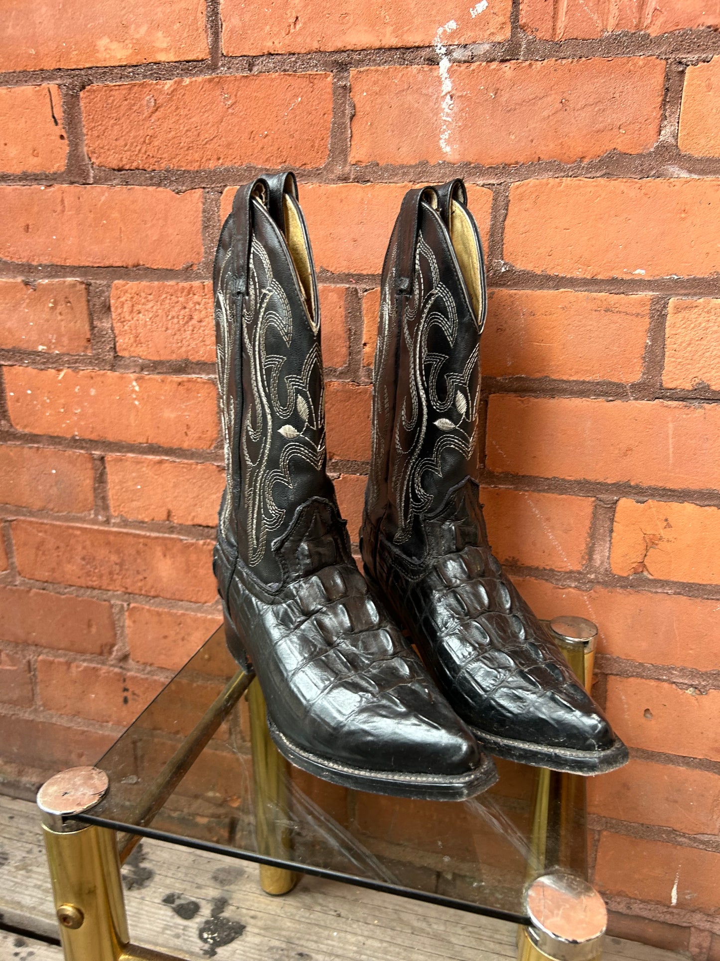 90’s Vintage Black Croc Leather Cowboy Boots / Size 6.5