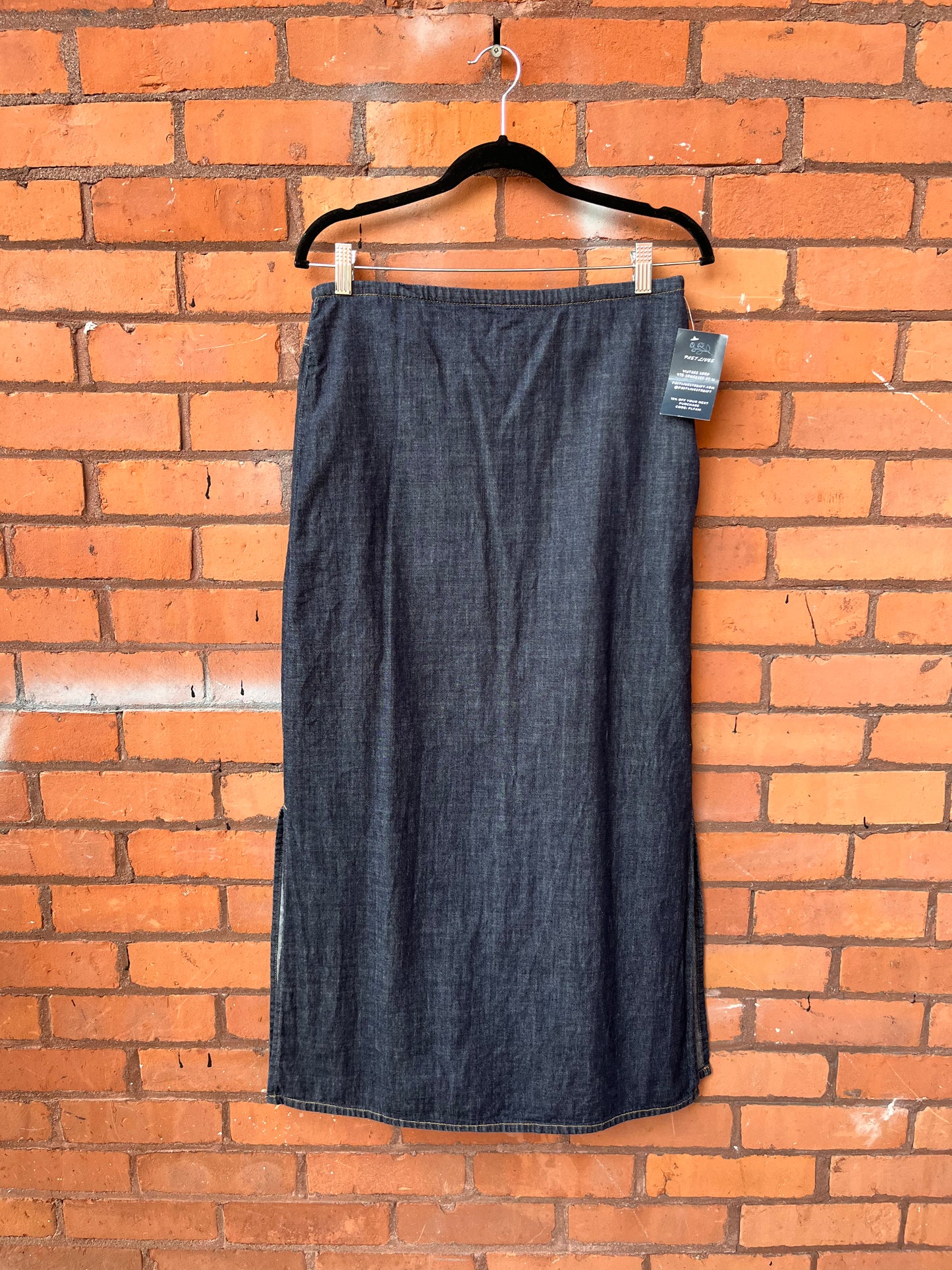 90’s Vintage Maxi Dark Denim Maxi Skirt / 32 Waist