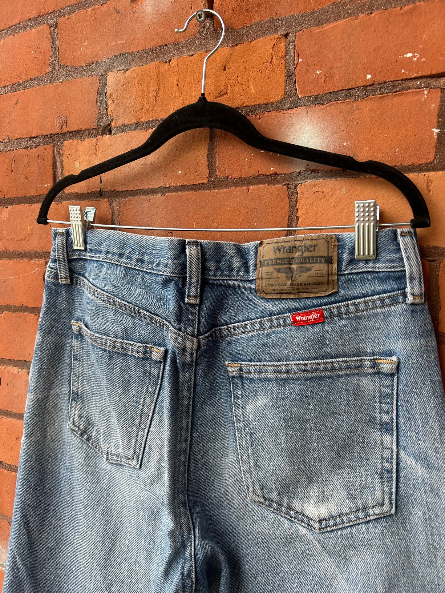 90's Vintage Distressed Light Wash Straight Leg Jeans / 32 Waist