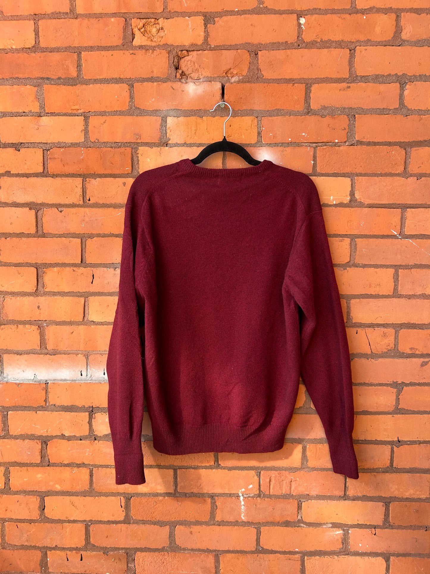90’s Vintage Burgundy Lambswool V-neck Sweater / Size M