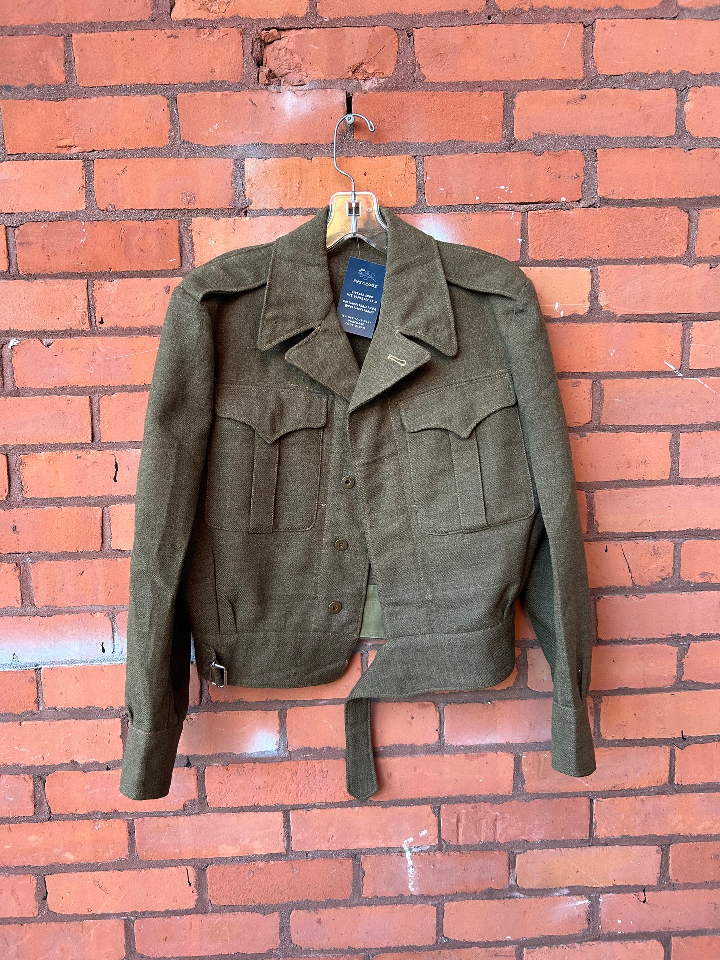1949 Vintage Canadian WW2 ‘Ike’ Wool Cropped Army Jacket / Size S
