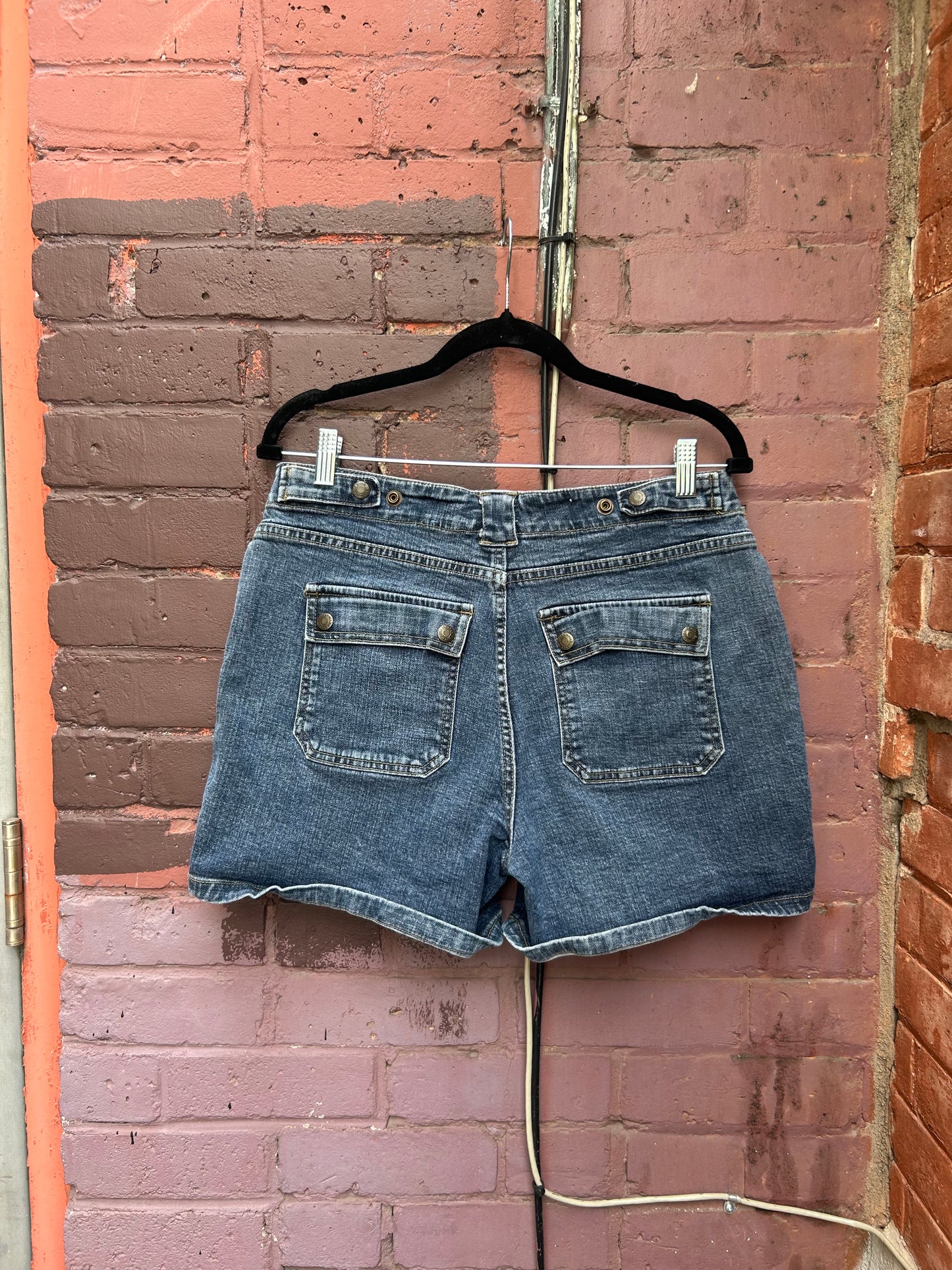 Y2K Vintage Faded Blue Denim Shorts / 30-32 Waist