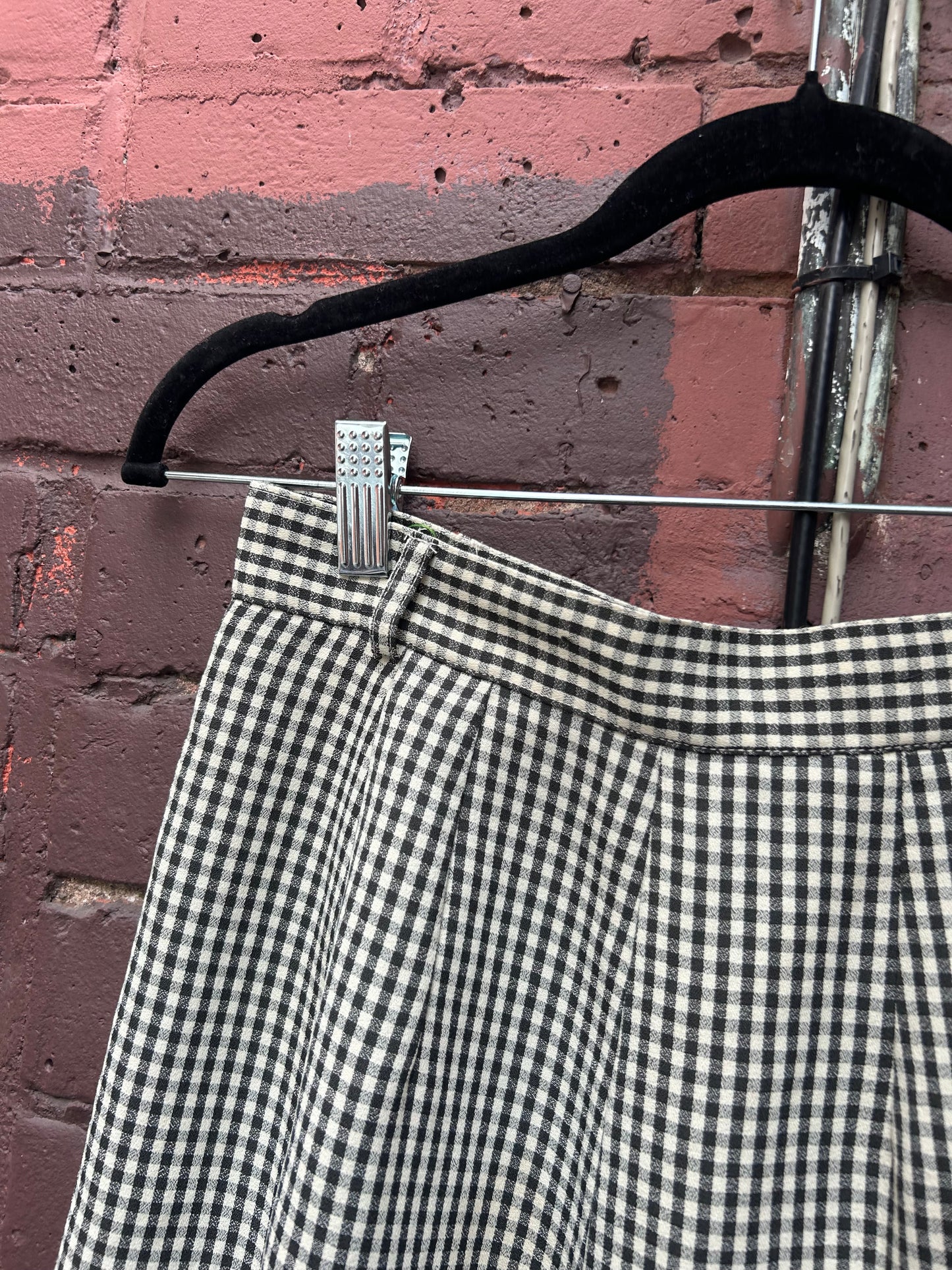 90's Vintage Grey & White Gingham Skirt / 26 Waist