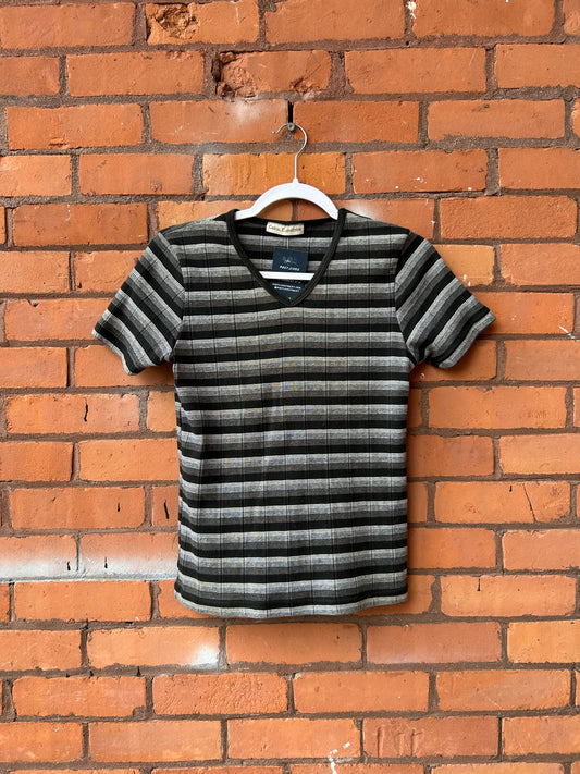 90’s Vintage Grey & Black Striped V-Neck Baby Tee / Size M