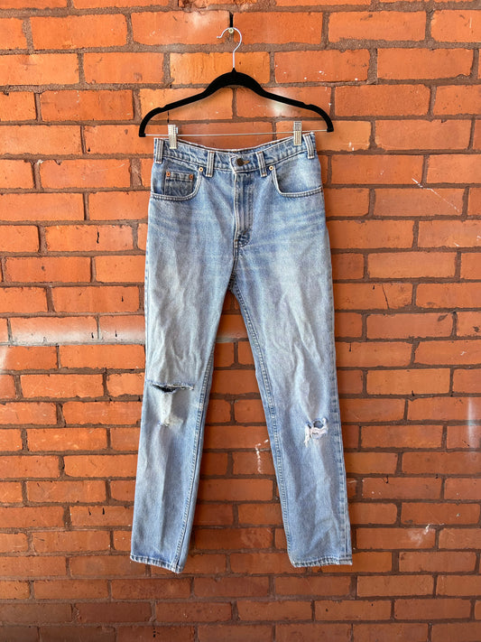 90’s Vintage Levi’s 531 Slim Straight Leg Distressed Jeans / 28 Waist