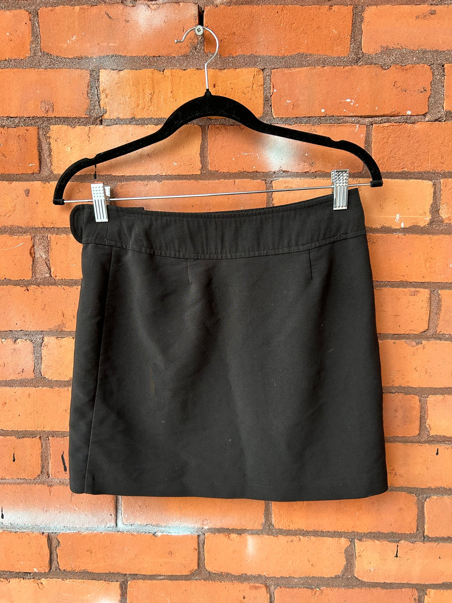 90’s Vintage Black Zip Mini Skirt / 28 Waist