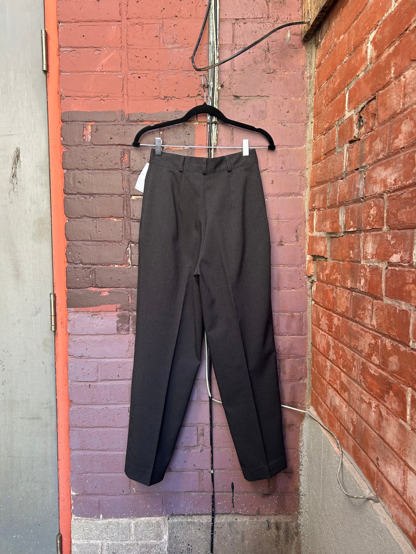 90’s Vintage Dark Grey Pleated Trousers / 26 Waist