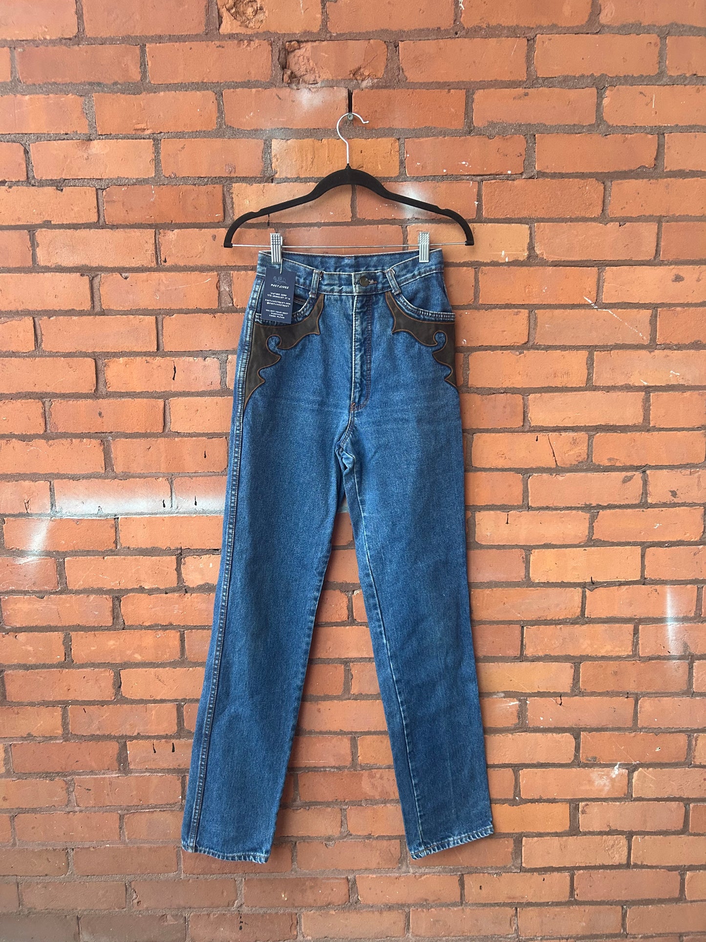 90’s Vintage Western Straight Leg Jeans / 26 Waist