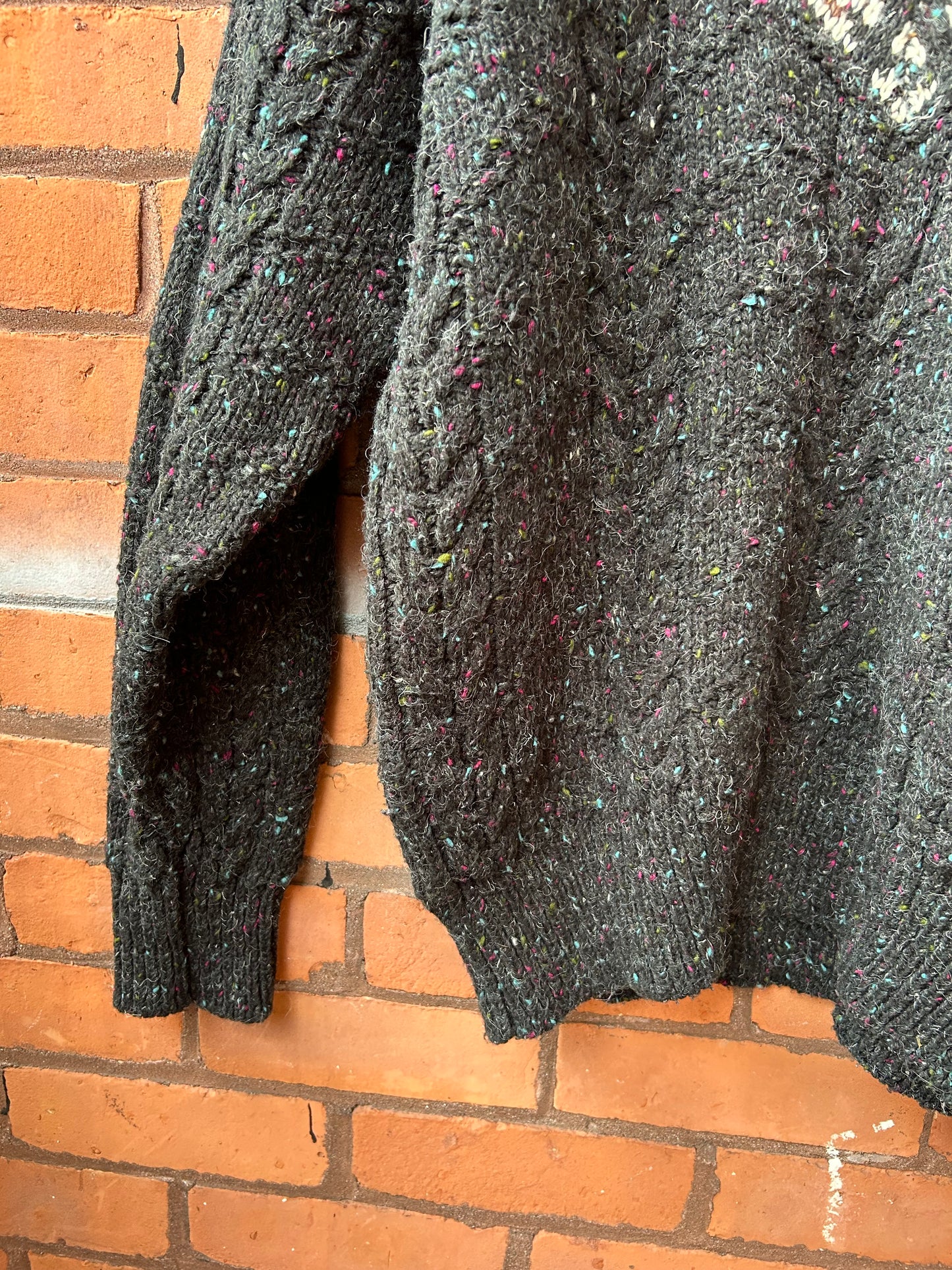 90’s Vintage Grey Fair Isle V-Neck Chunky Knit Sweater / Size XL