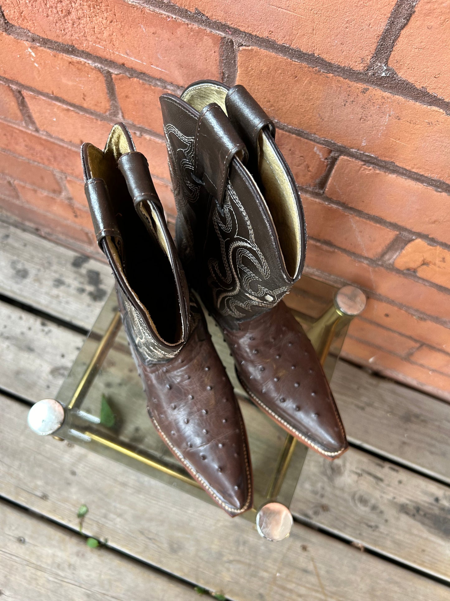 90’s Vintage Brown Ostrich Leather Cowboy Boots / Size 6.5