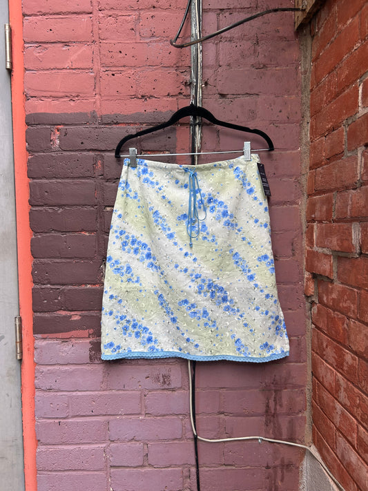 90's Vintage Green & Blue Floral Eyelet Midi Skirt / 30 Waist