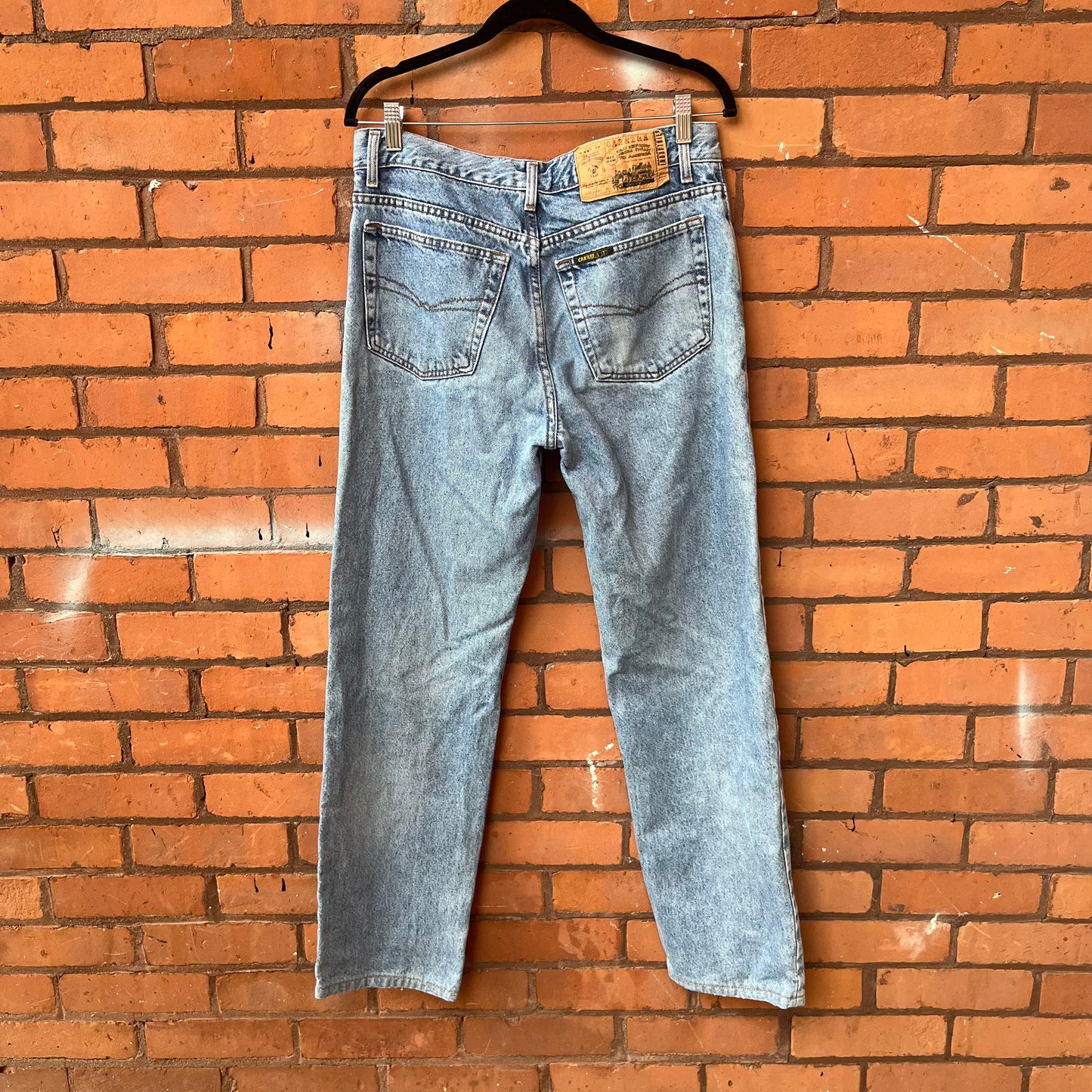 90’s Vintage Light Wash Straight Leg Jeans / 32 Waist