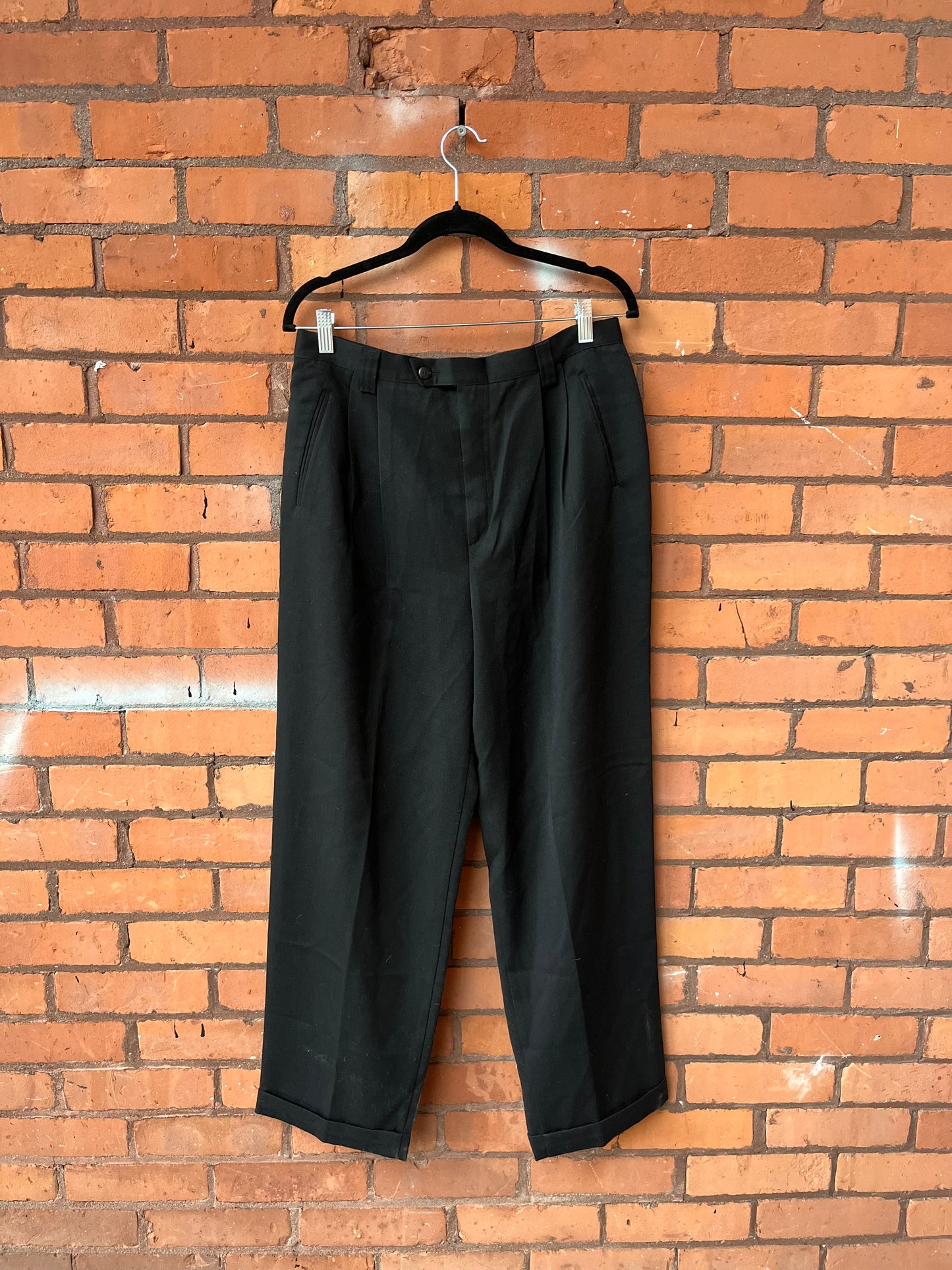90’S Vintage Black Pleated High waist Trousers / 32 Waist