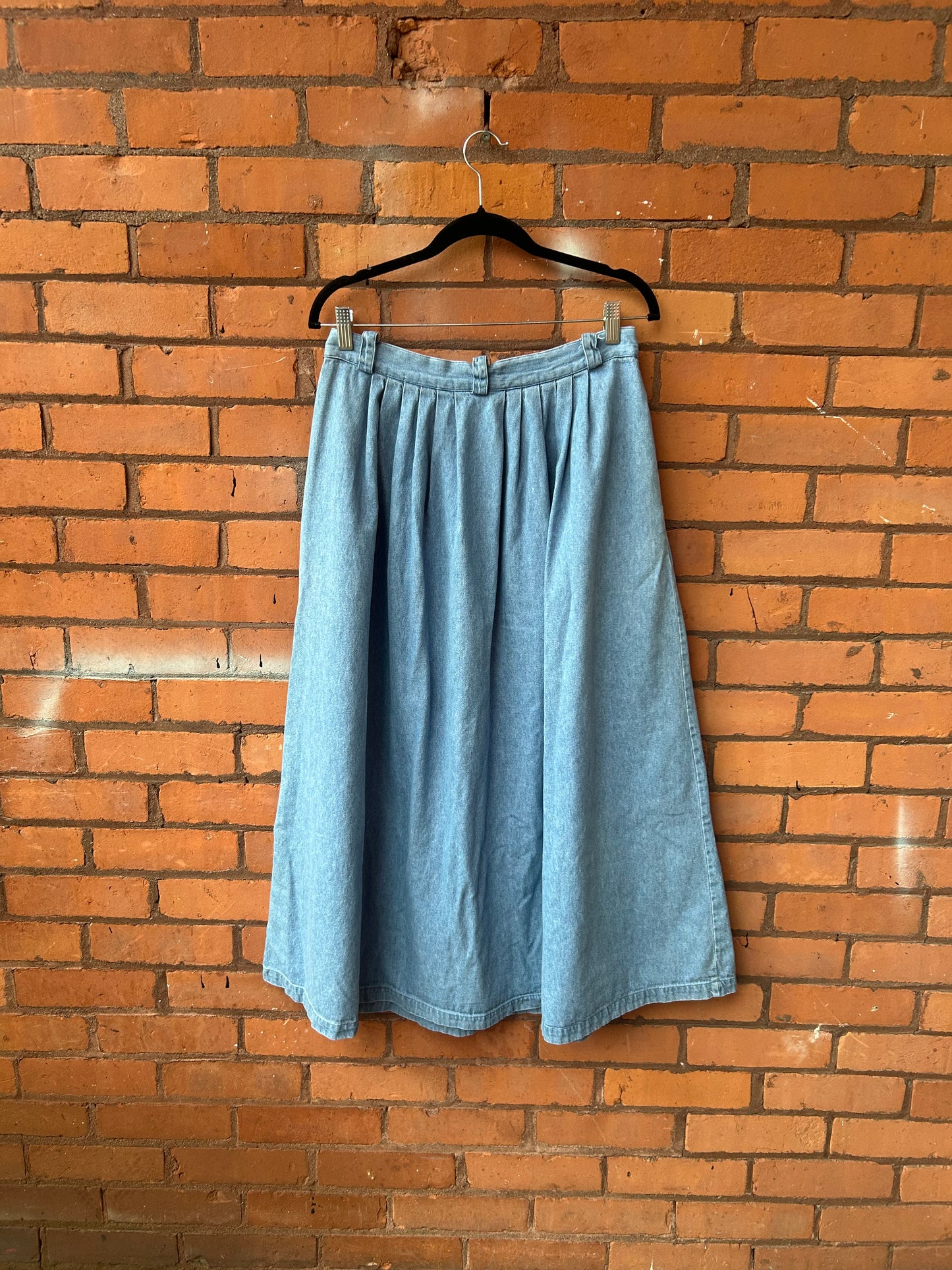 90’s Vintage Denim Button Down Maxi Skirt / 32 Waist