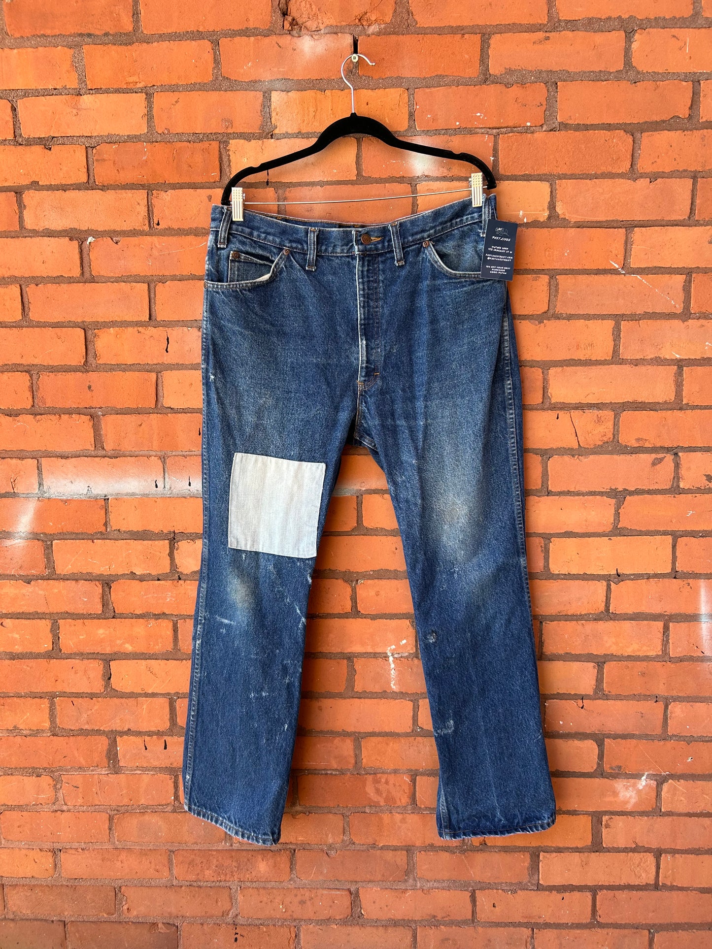 90’s Vintage Patched Distressed Dark Wash Jeans / 36 Waist
