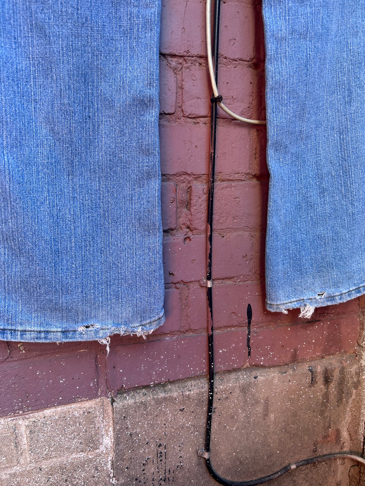 Y2K Vintage Low Rise Light Wash Flare Jeans / 34 Waist