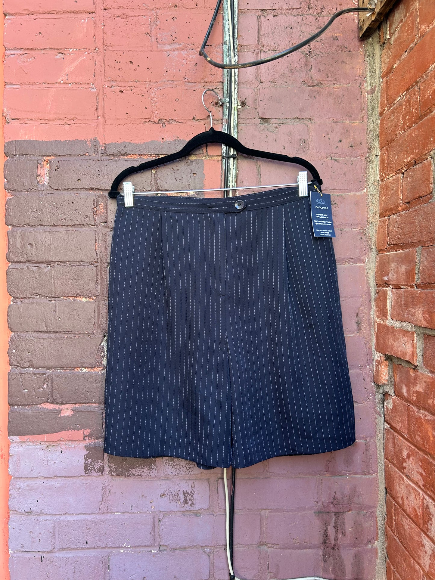 90s Vintage Navy & White Pinstriped Dress Shorts / 32 Waist