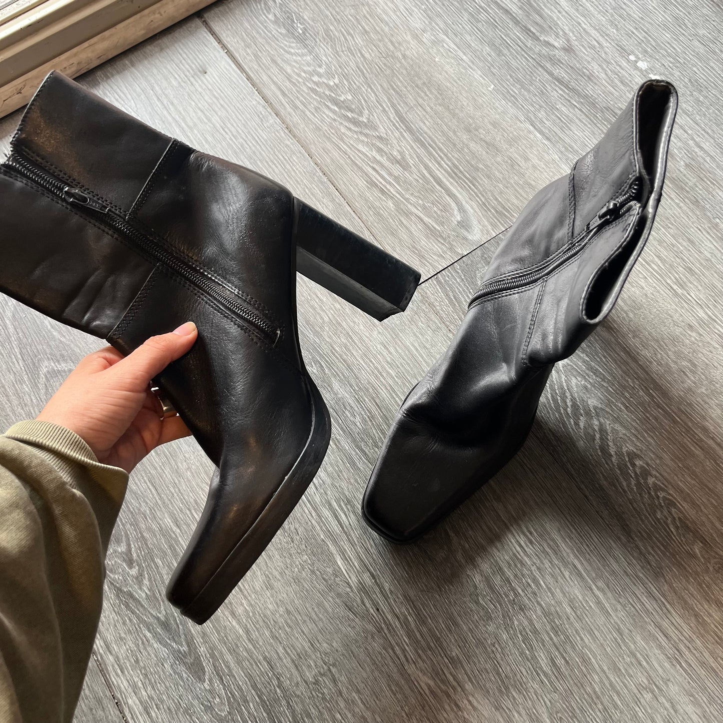 Y2K Vintage Candies Black Leather Boots / Size 10