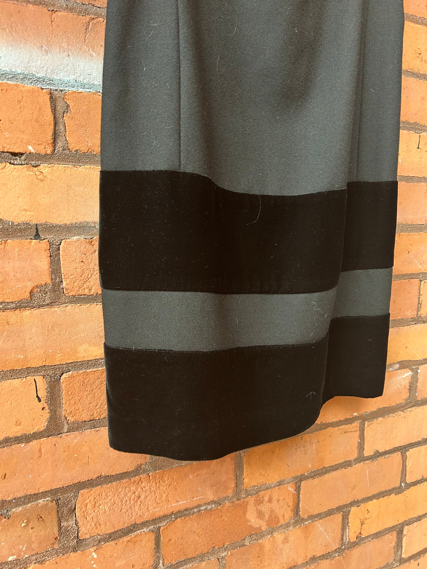 90’s Vintage Black Velvet Square Neck Mini Dress / Size 6