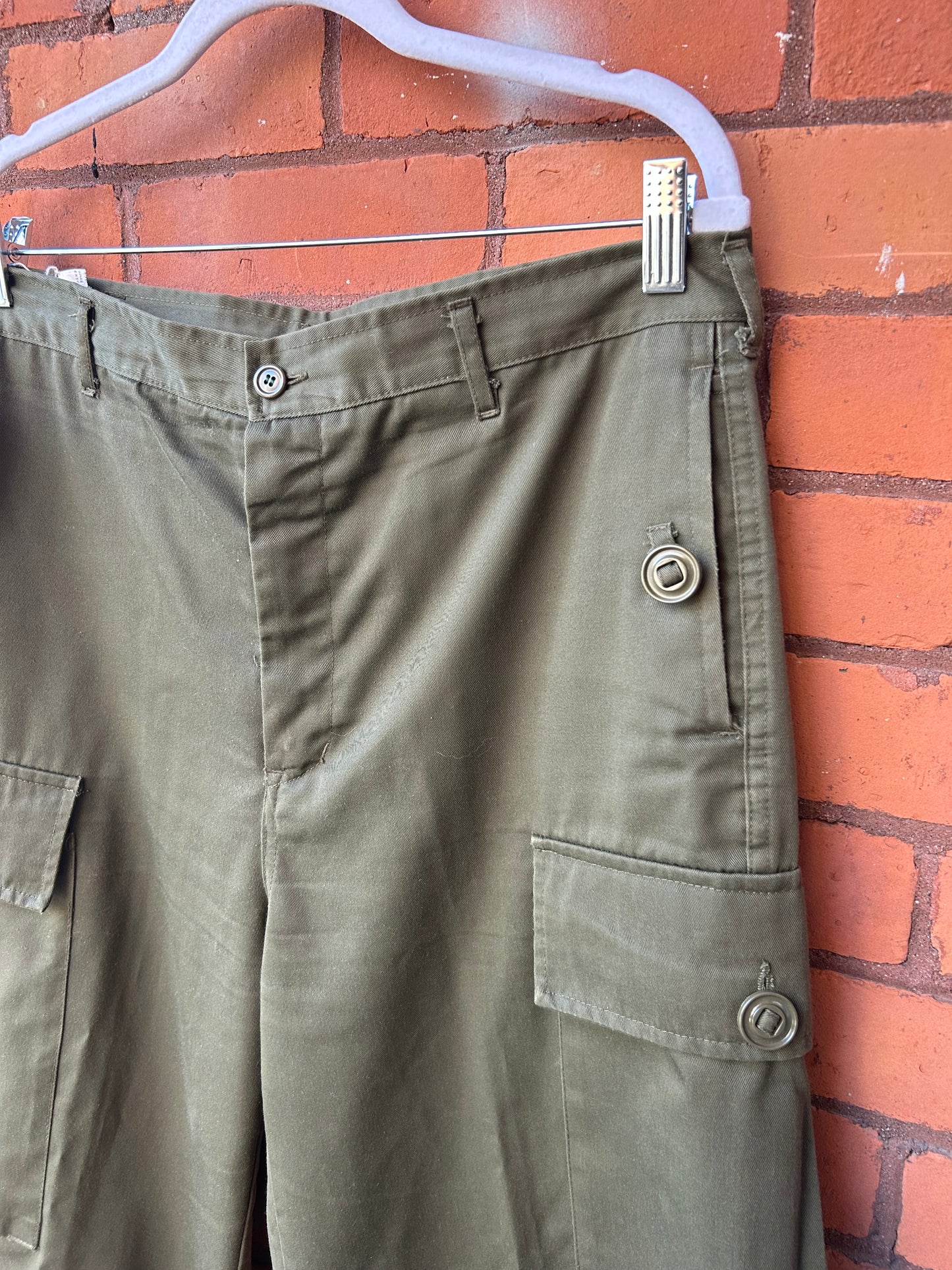 80’s Vintage Green Cotton Military Cargo Pants / 34 Waist