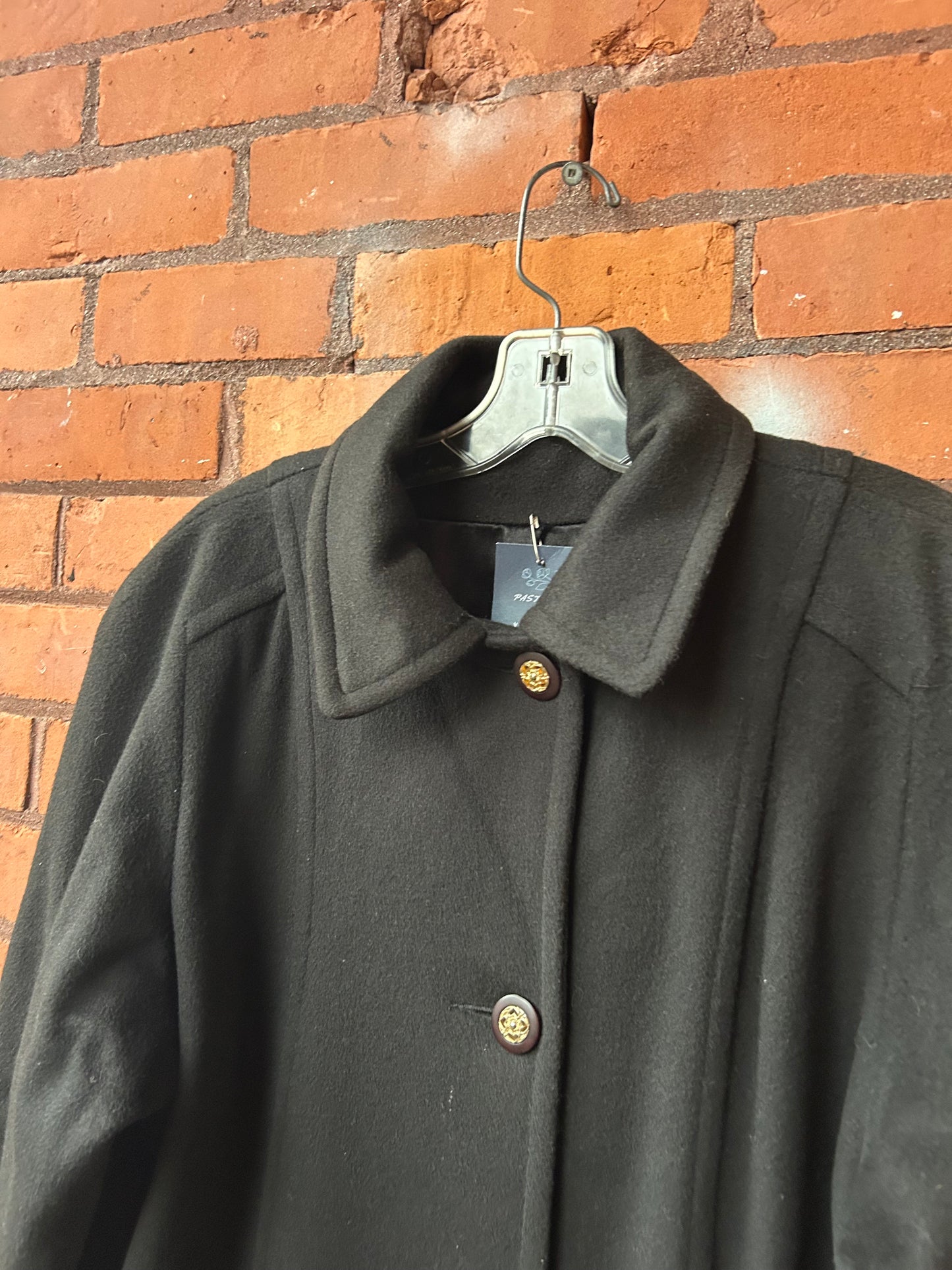 90’s Vintage Black Wool Overcoat / Size M