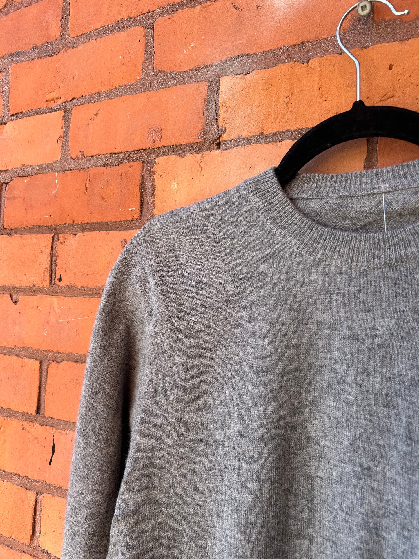 90’s Vintage Grey Lambswool Sweater / Size S