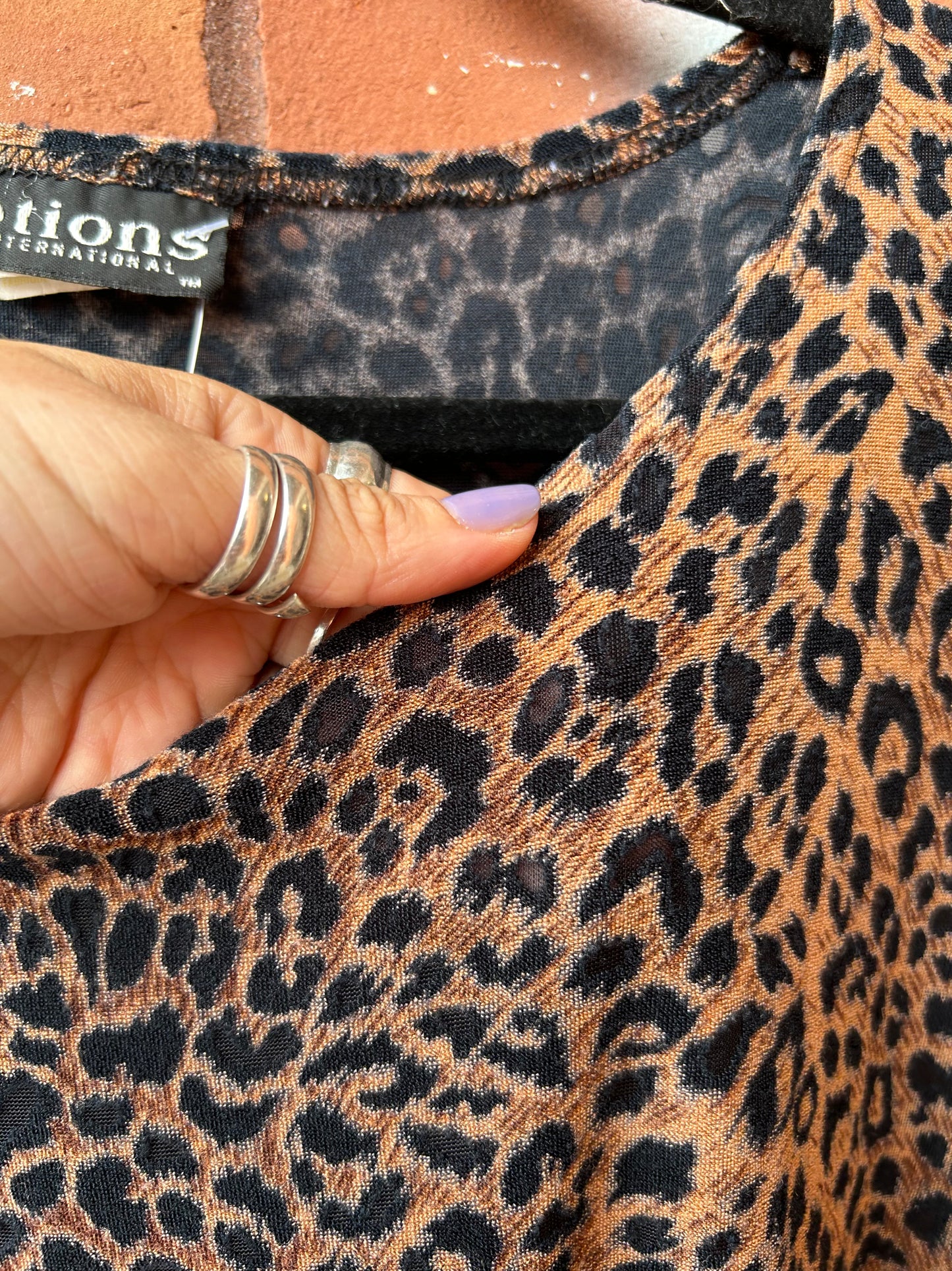 90’s Vintage Slinky Leopard Print Tee / Size XXL