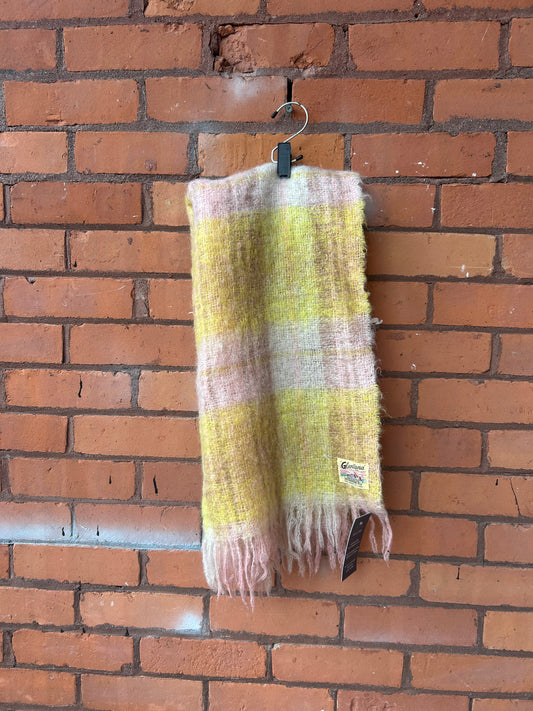 70’s Vintage Yellow & Pink Woven Mohair Blanket Scarf
