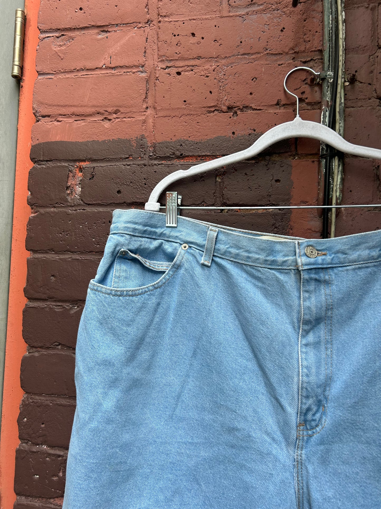 90's Vintage Light Wash Denim Shorts / 46 Waist