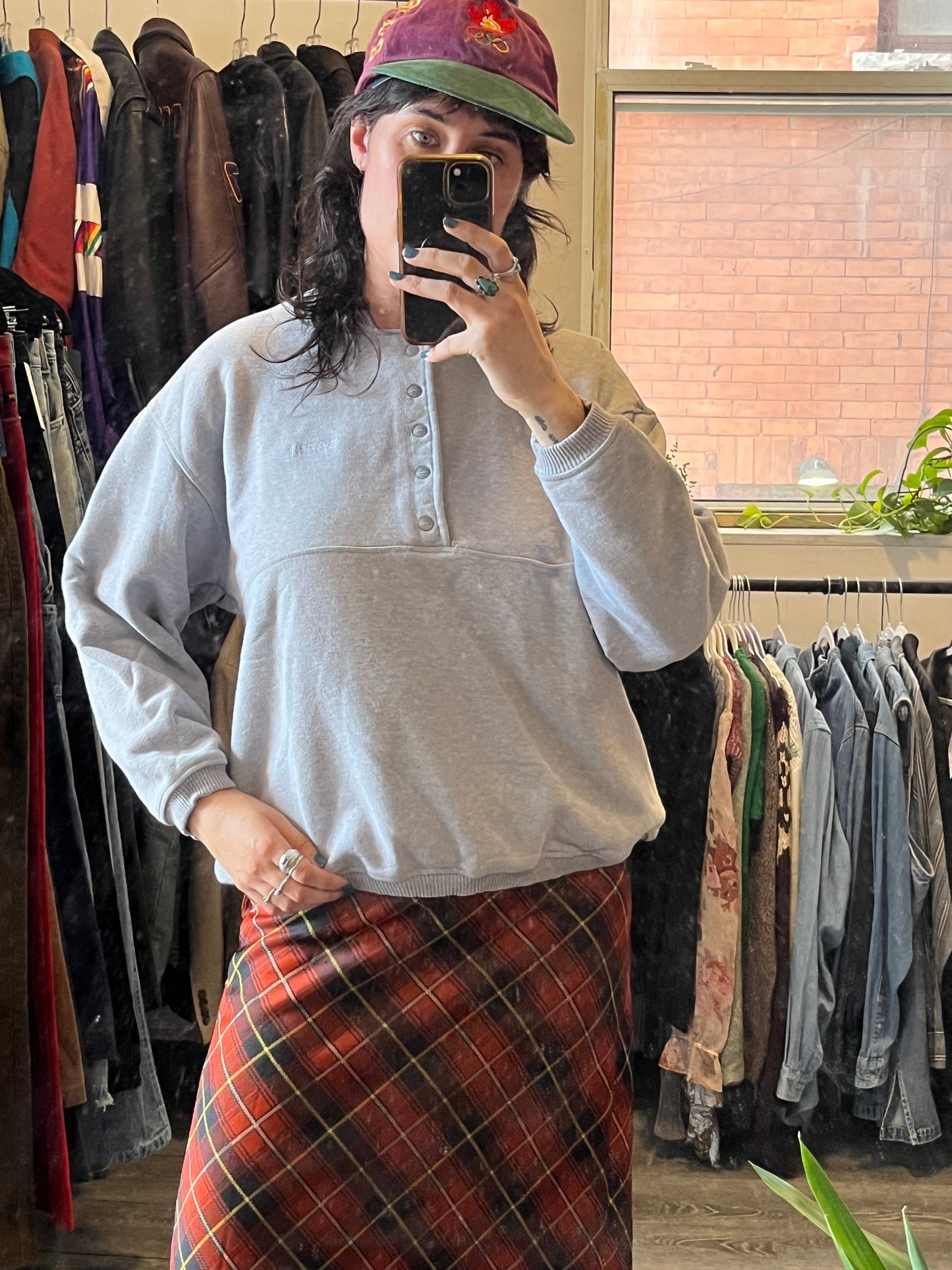 90’s Vintage Heather Grey Half Button Down Crew Sweater / Size L