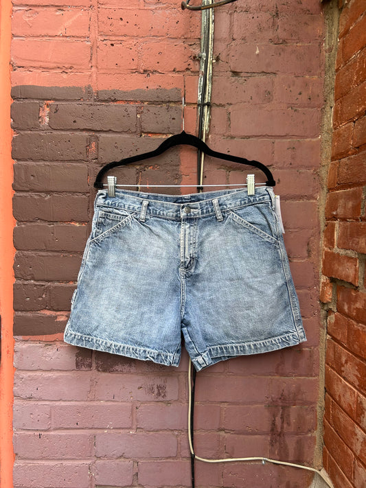 90's Vintage Light Wash Denim Carpenter Shorts / 32 Waist