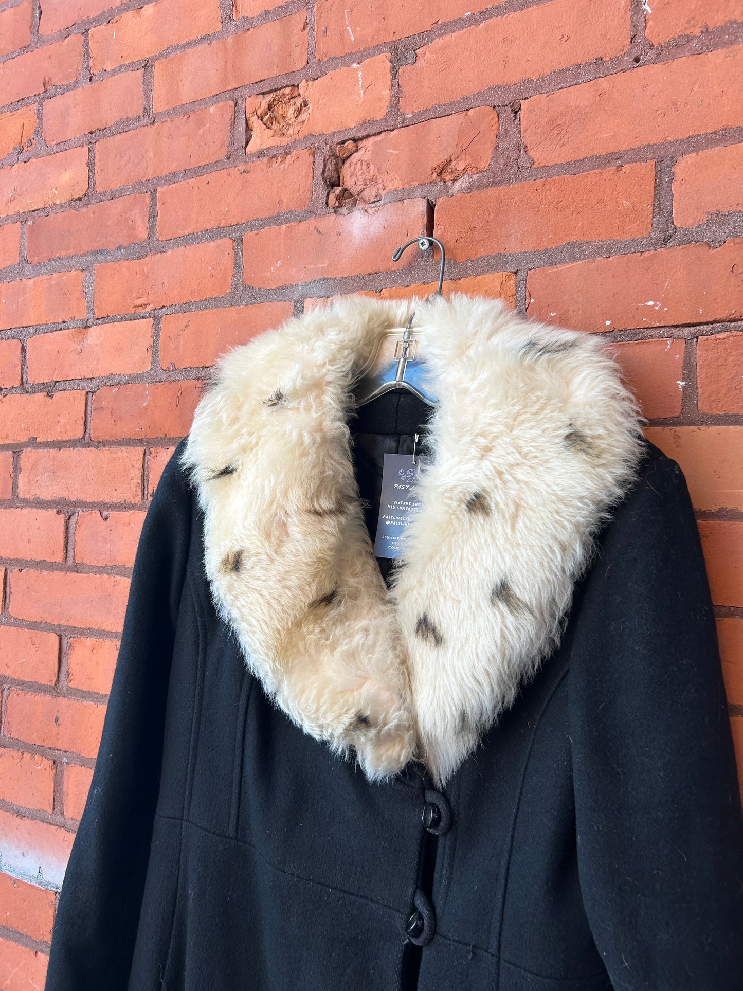 90’s Vintage Wool & Faux Fur Trim Over Coat / Size S