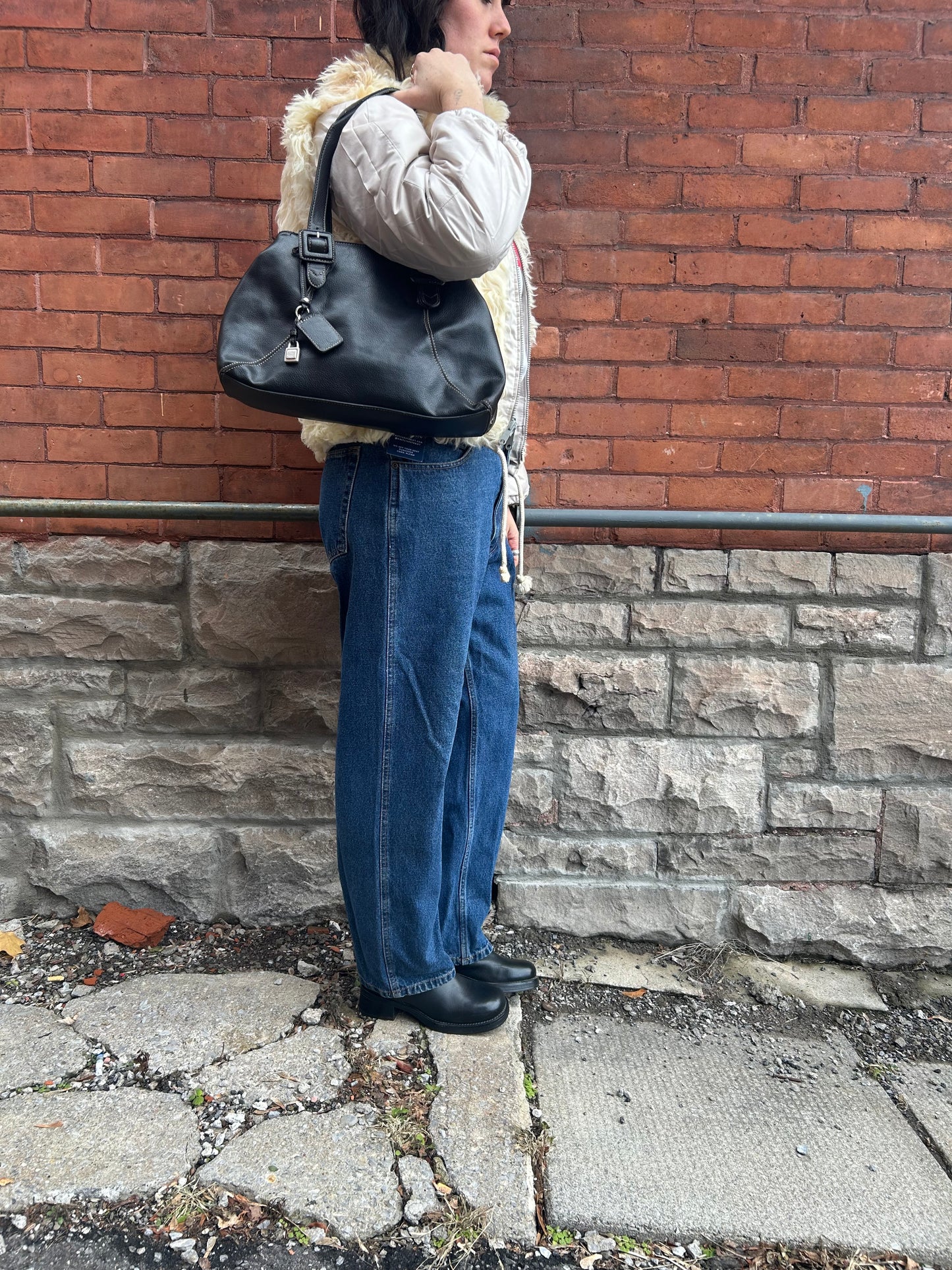 Y2K Vintage Black Leather Medium Shoulder Purse