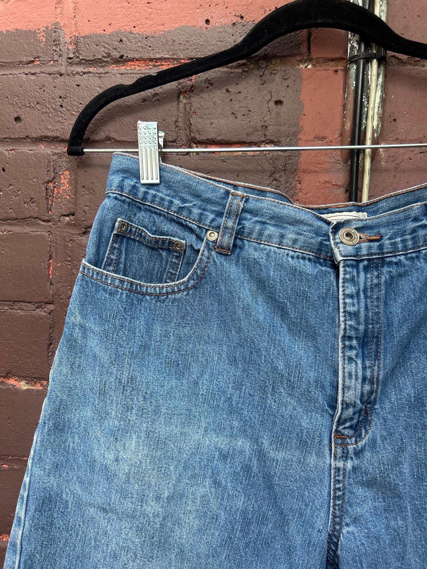 90's Vintage Classic Mid Length Denim Shorts / 32 Waist