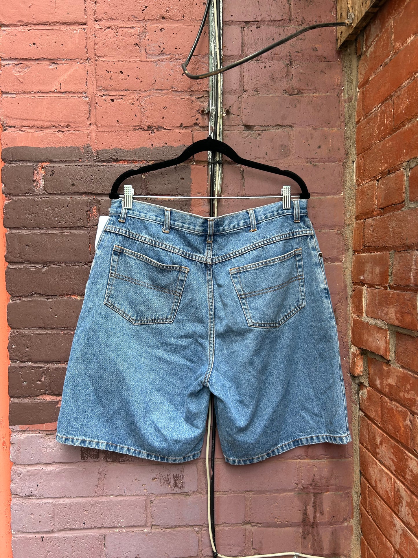 90’s Vintage Classic Faded Blue Jorts / 34 Waist