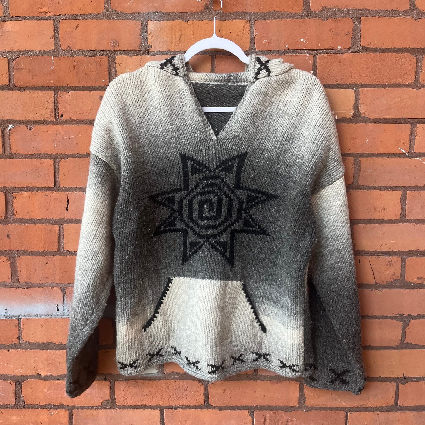 90’S Vintage Sun Hooded Wool Knit Sweater / Size L